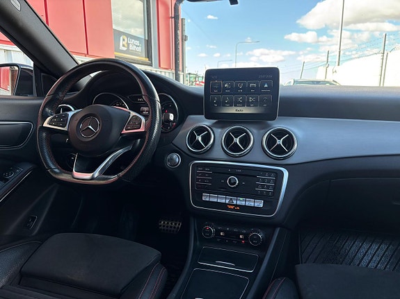 Mercedes-Benz CLA220 d 11 of 30