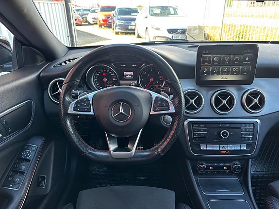 Mercedes-Benz CLA220 d 10 of 30