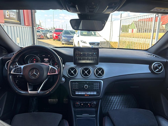 Mercedes-Benz CLA220 d 9 of 30