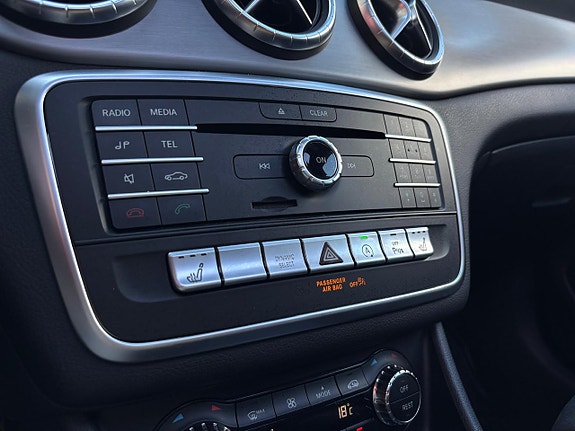 Mercedes-Benz CLA220 d 16 of 30