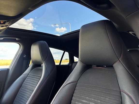 Mercedes-Benz CLA220 d 29 of 30