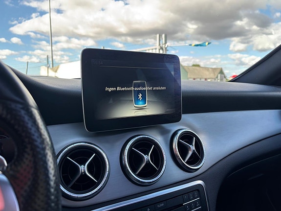 Mercedes-Benz CLA220 d 28 of 30