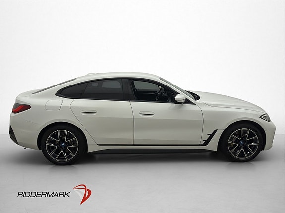 BMW i4 10 of 30