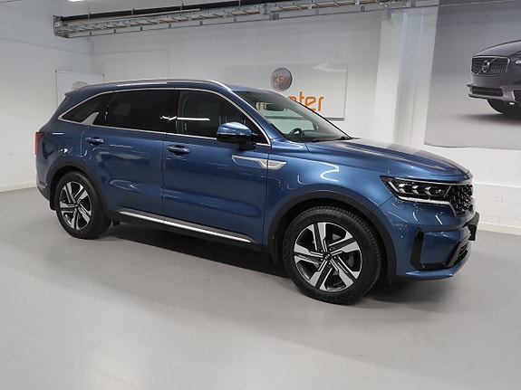 Kia Sorento 3 of 5
