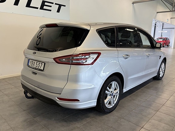 Ford S-MAX 7 of 18