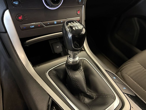 Ford S-MAX 16 of 18