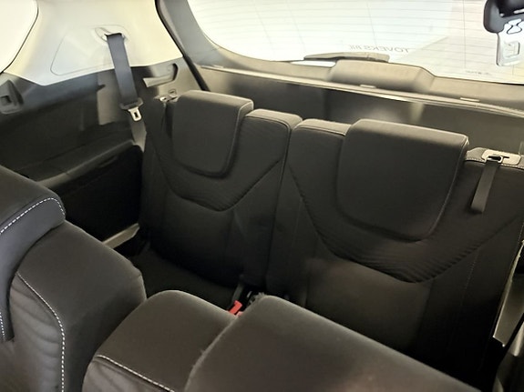 Ford S-MAX 11 of 18