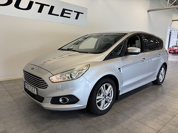 Ford S-MAX 2 of 18