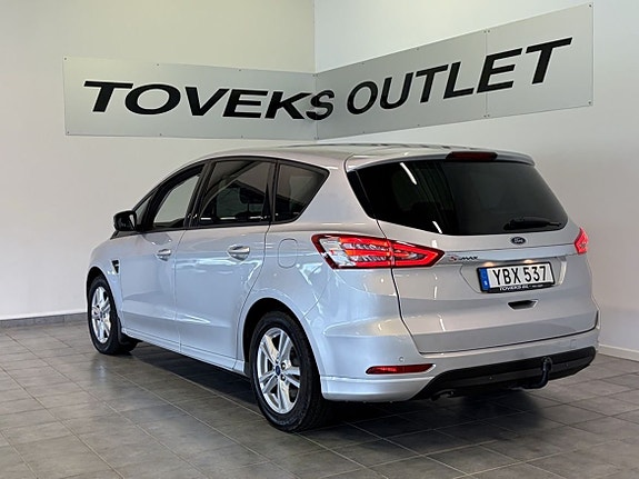 Ford S-MAX 4 of 18
