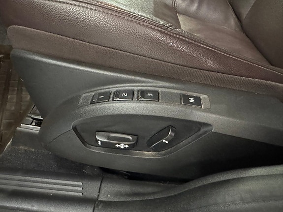 Volvo V50 11 of 11