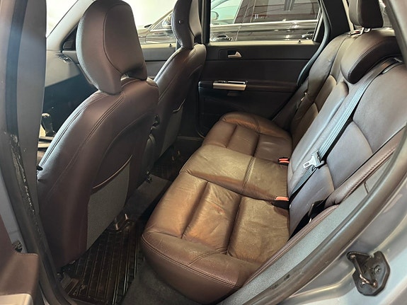Volvo V50 10 of 11