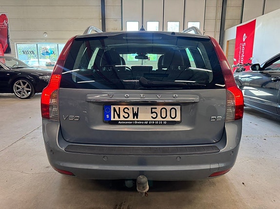 Volvo V50 4 of 11