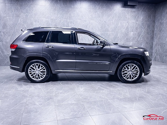Jeep Grand Cherokee 8 of 30