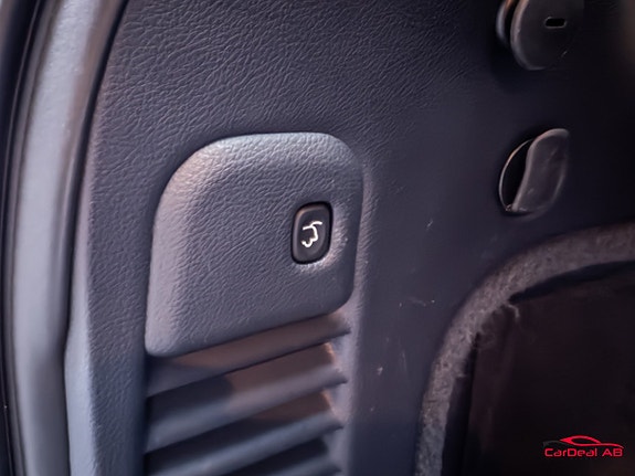 Jeep Grand Cherokee 19 of 30