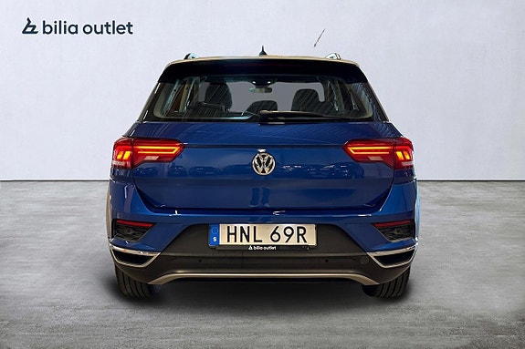 Volkswagen T-Roc 4 of 5