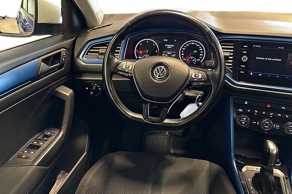 Volkswagen T-Roc 12 of 23