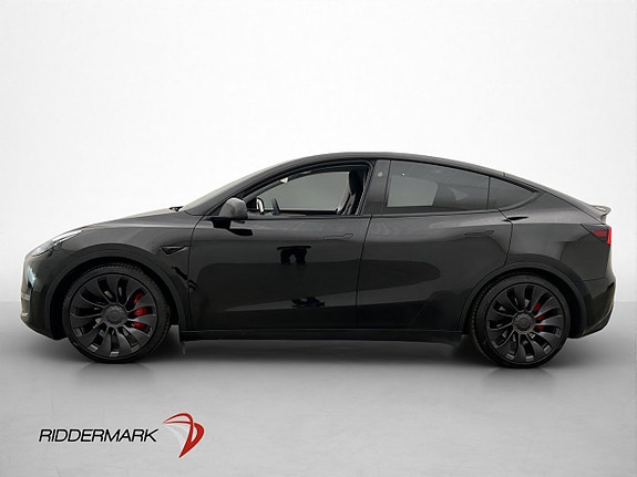 Tesla Model Y 5 of 5