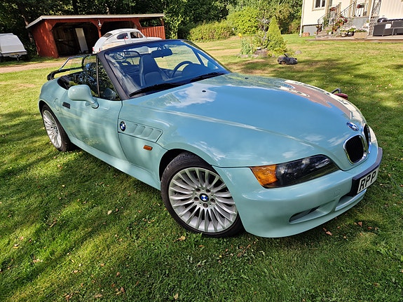 BMW Z3 2 of 5