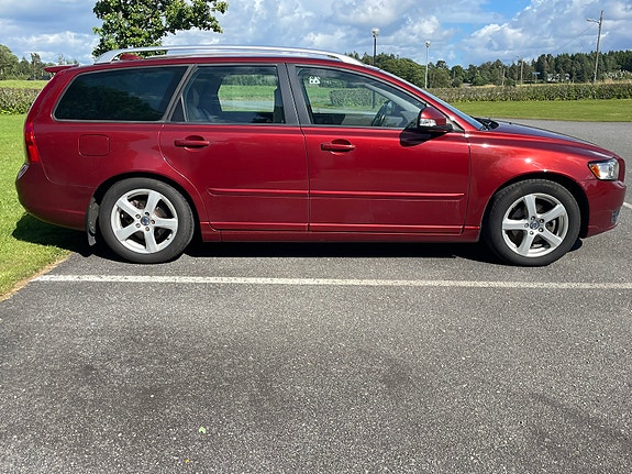 Volvo V50 5 of 5