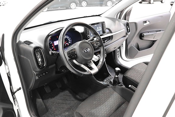 Kia Picanto 12 of 16
