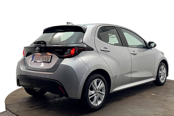 Toyota Yaris 6 of 29