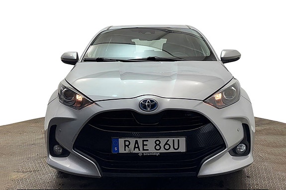 Toyota Yaris 3 of 29