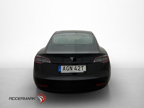 Tesla Model 3 7 of 30