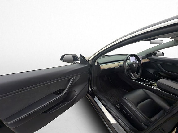 Tesla Model 3 10 of 30