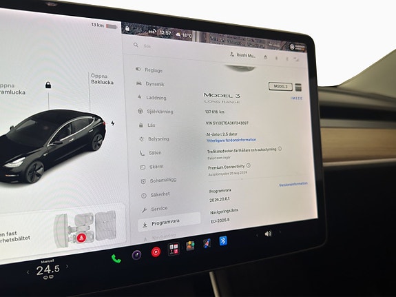 Tesla Model 3 23 of 30