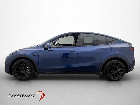 Tesla Model Y 5 of 5