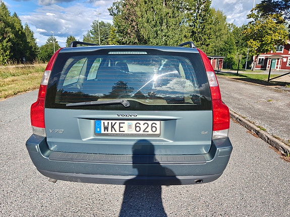 Volvo V70 6 of 14