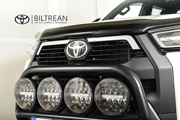 Toyota HiLux 22 of 24