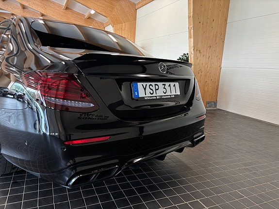 Mercedes-Benz E63 5 of 25