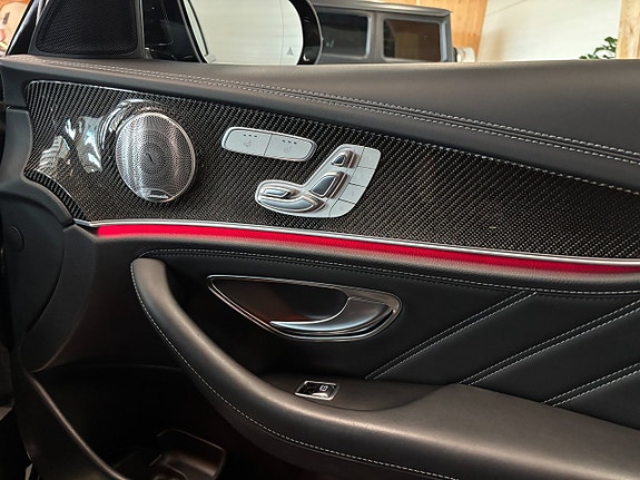 Mercedes-Benz E63 18 of 25