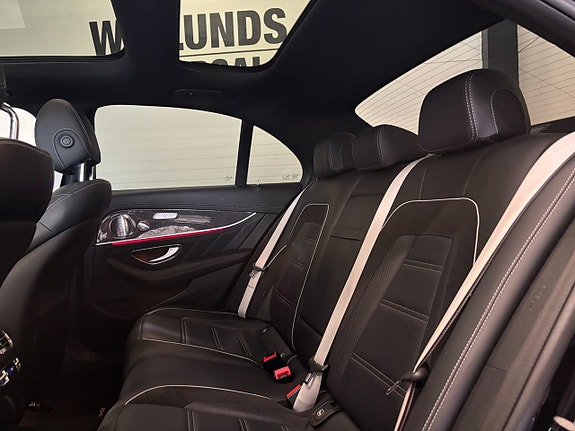 Mercedes-Benz E63 21 of 25