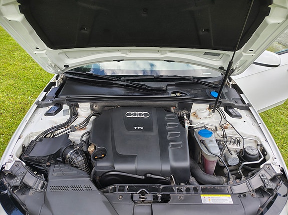 Audi A4 9 of 9