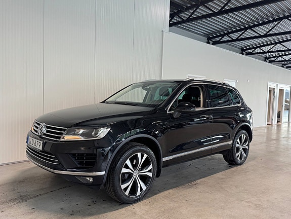 Volkswagen Touareg 4 of 5