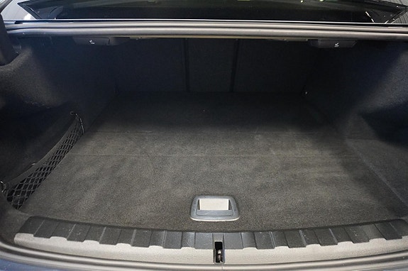BMW 330e 6 of 24