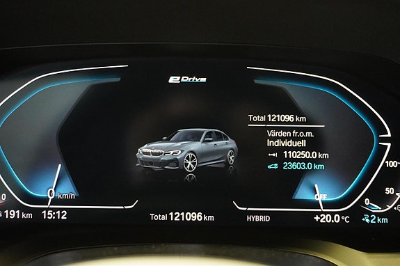 BMW 330e 15 of 24