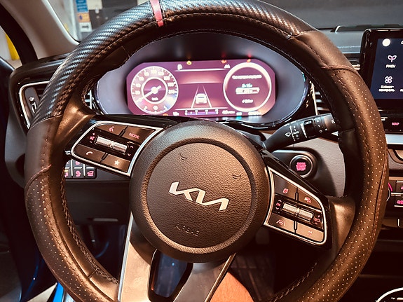 Kia XCeed 8 of 11