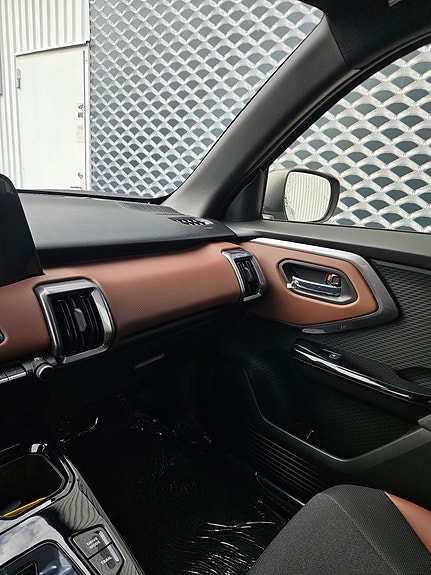 Suzuki eVitara 4 of 14