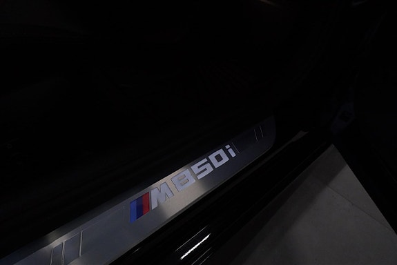 BMW M850i 8 of 13