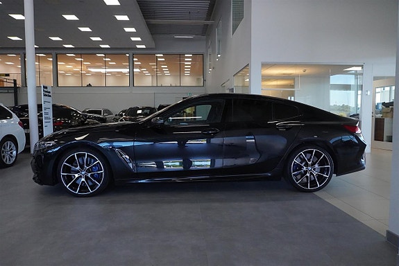 BMW M850i 3 of 13