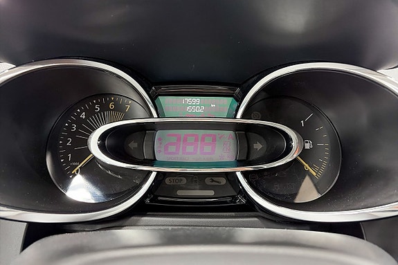 Renault Clio 14 of 18