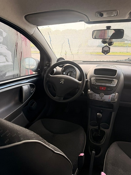 Peugeot 107 3 of 4