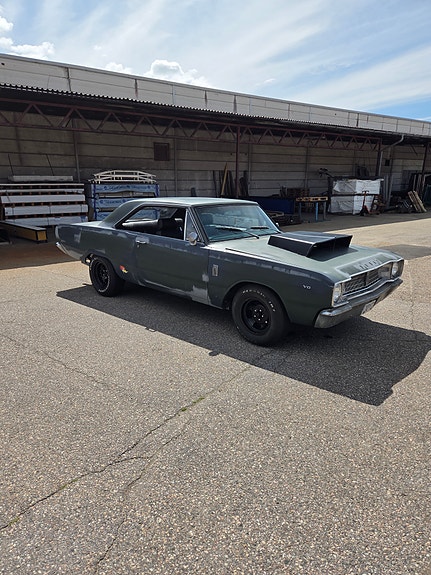 Dodge Dart 2 of 7