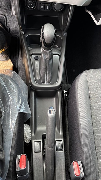 Suzuki Swift 9 of 14