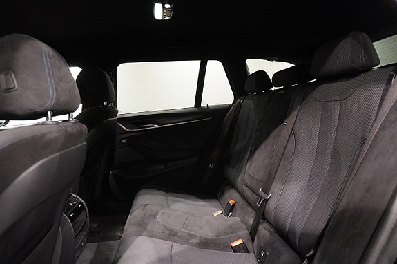 BMW 520d 9 of 18