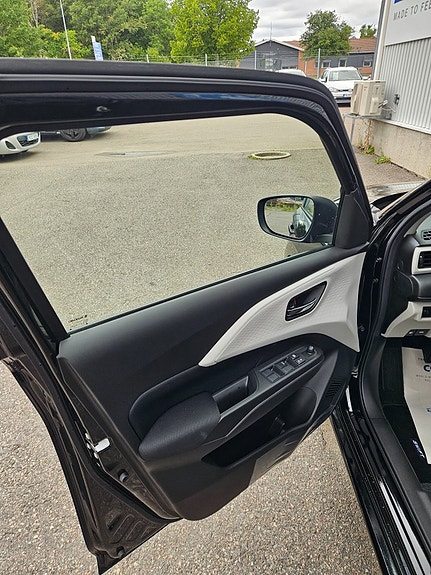 Suzuki Swift 14 of 17
