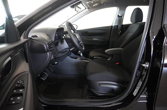 Hyundai Bayon 6 of 12